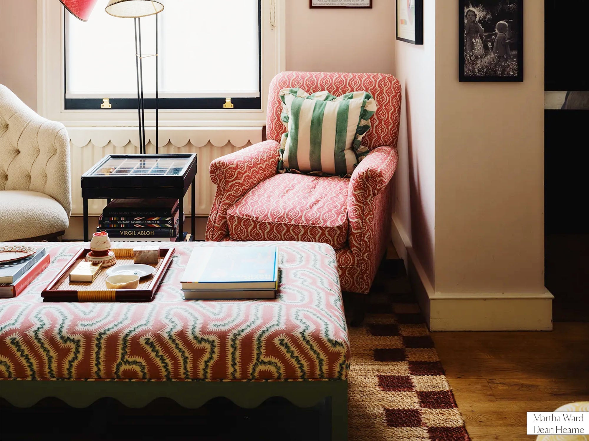 Ottomans & Coffee Tables