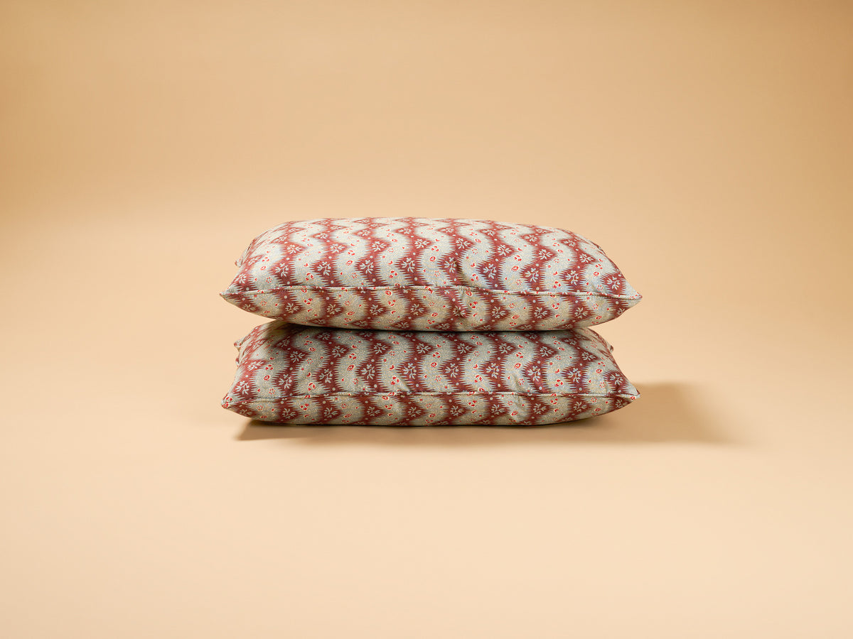 Fleurons D'Helene La Folie Small Oblong Cushion, Bleu Prune