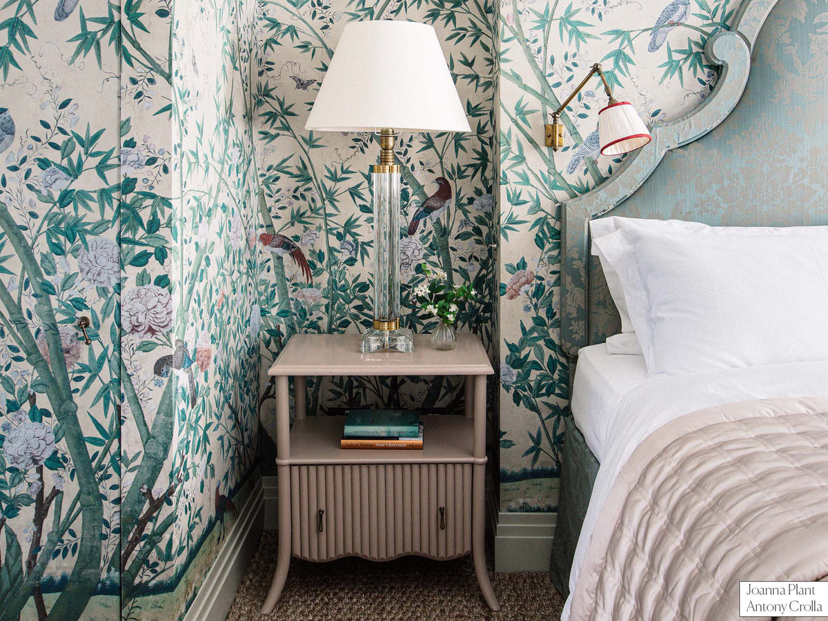 Avalon Large Bedside