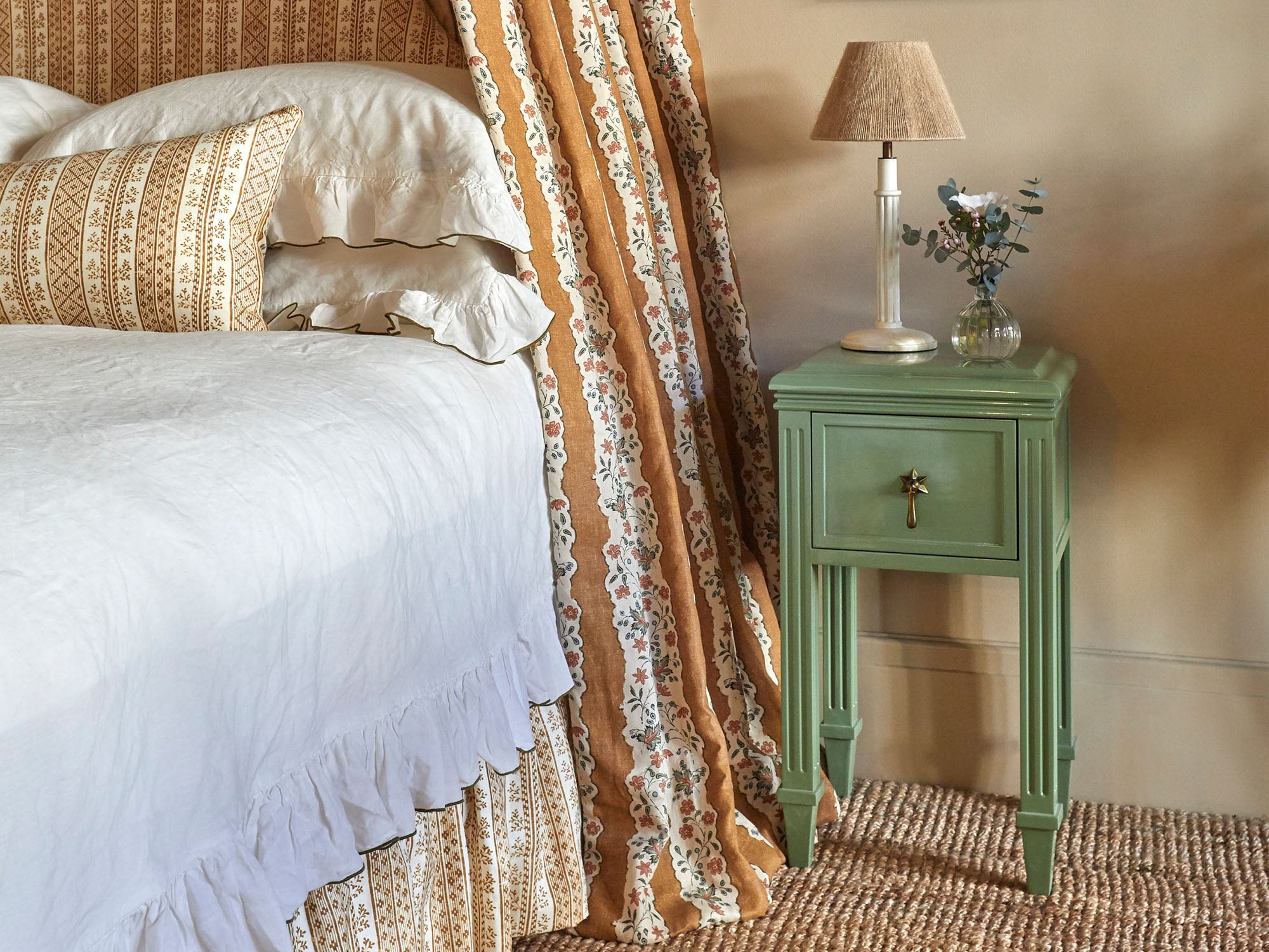 Ruffle Super King Pillow Slip
