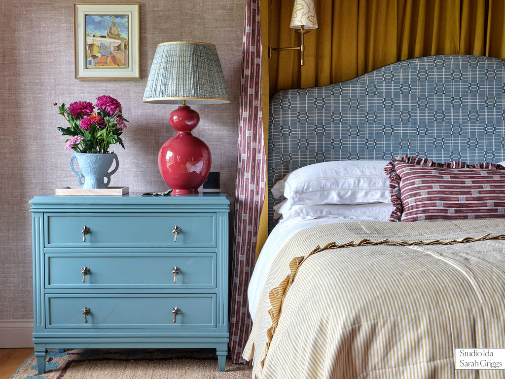 Gustav 3 Drawer Chest