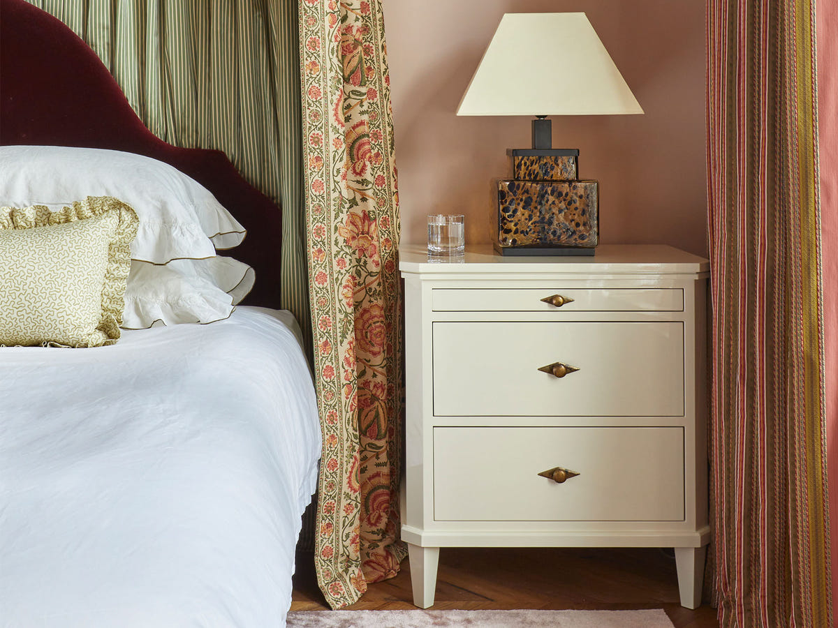 Lancaster Large Bedside