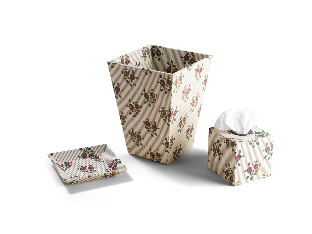 Antoinette Poisson Waste Bin Boutonnière