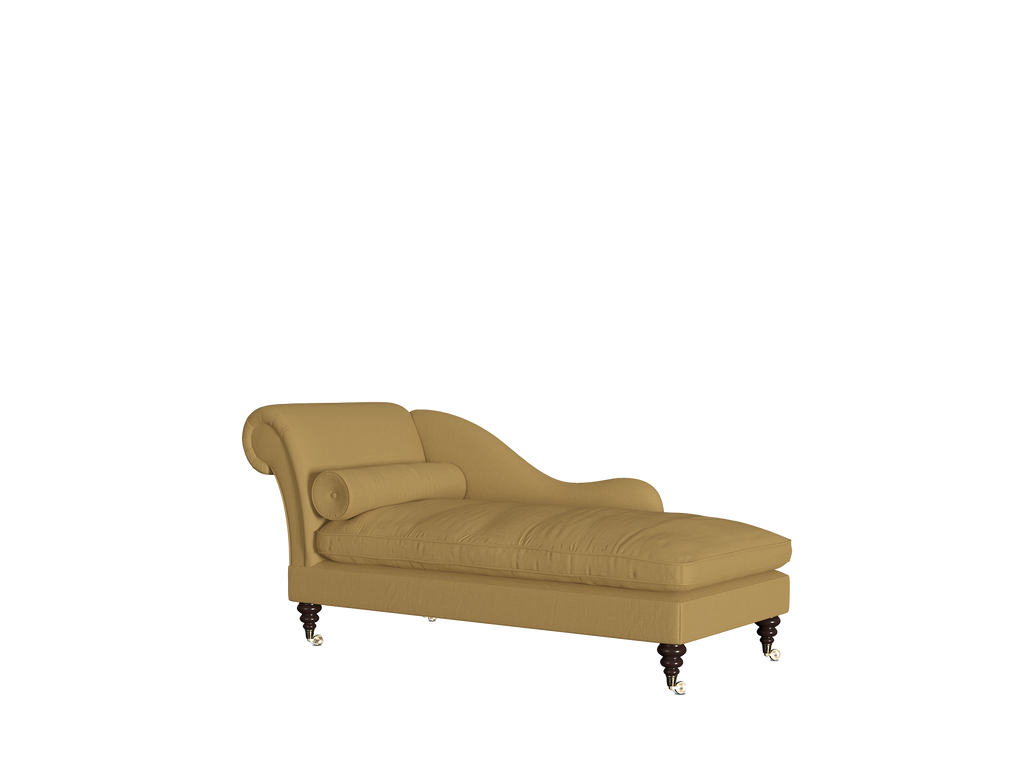 Stevie Chaise