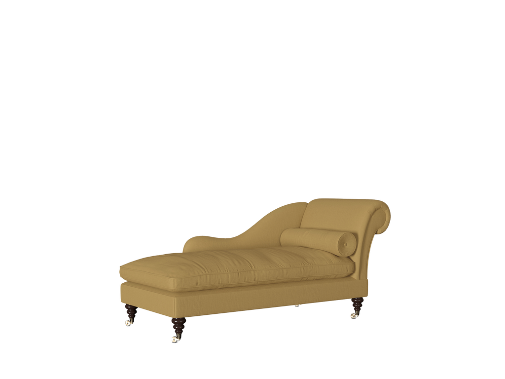 Stevie Chaise