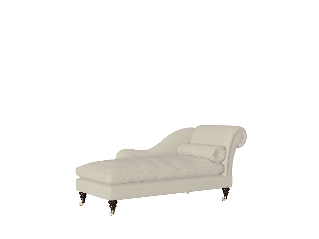 Stevie Chaise