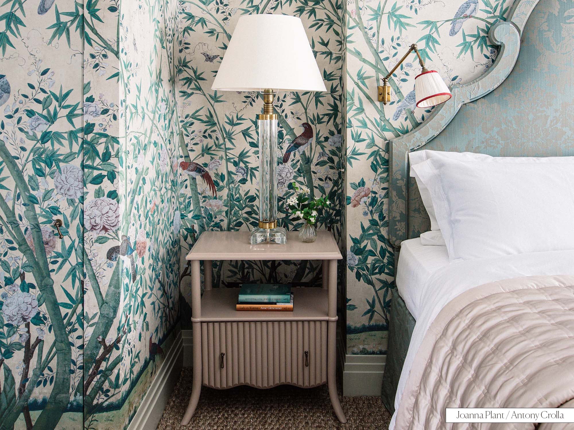 Avalon Large Bedside